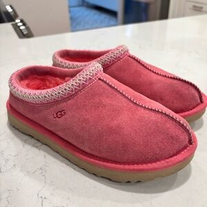 UGG tasmans Women size 8